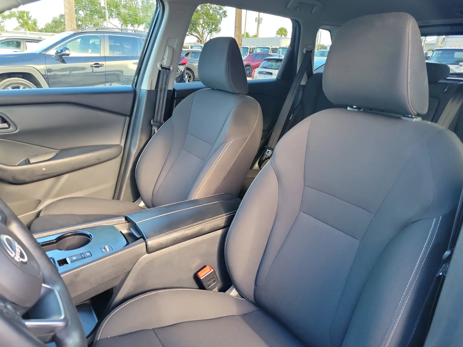 2024 Nissan Rogue S photo 21