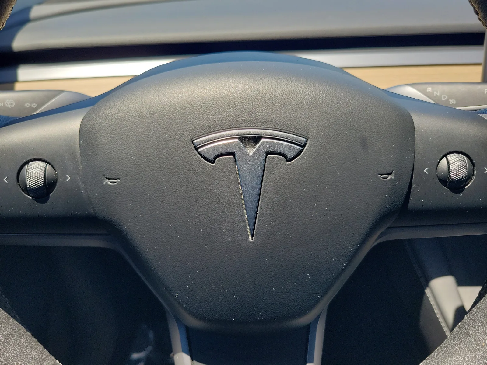 2023 Tesla Model Y Performance photo 27