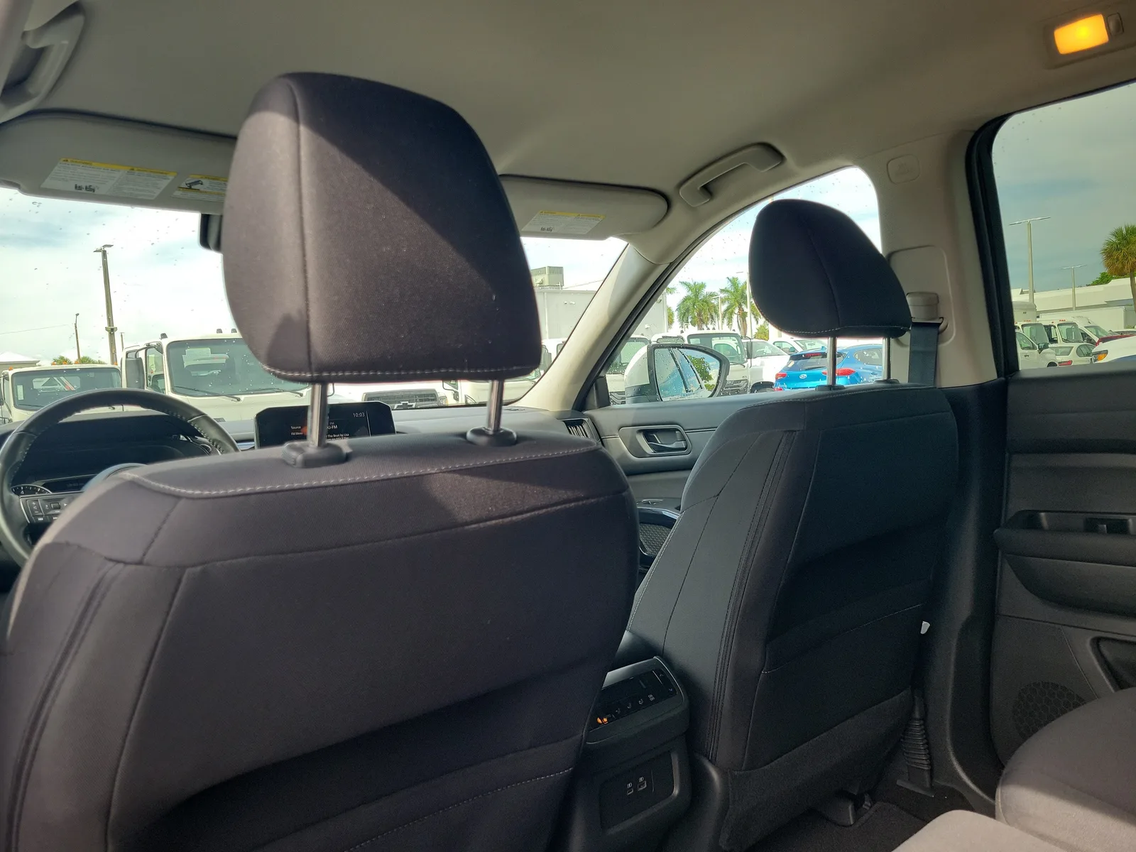 2024 Nissan Pathfinder SV photo 14