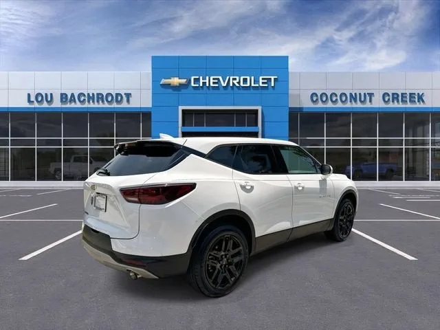 2023 Chevrolet Blazer 2LT photo 8
