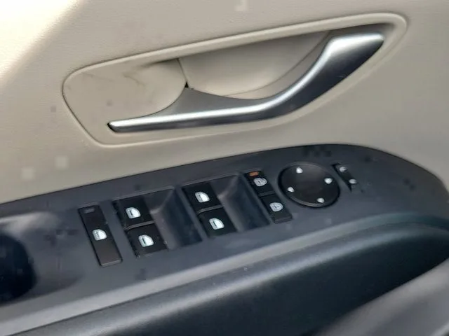 2025 Hyundai Tucson SE photo 23