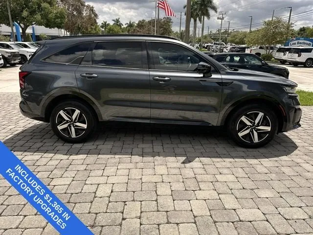 2023 Kia Sorento EX photo 14