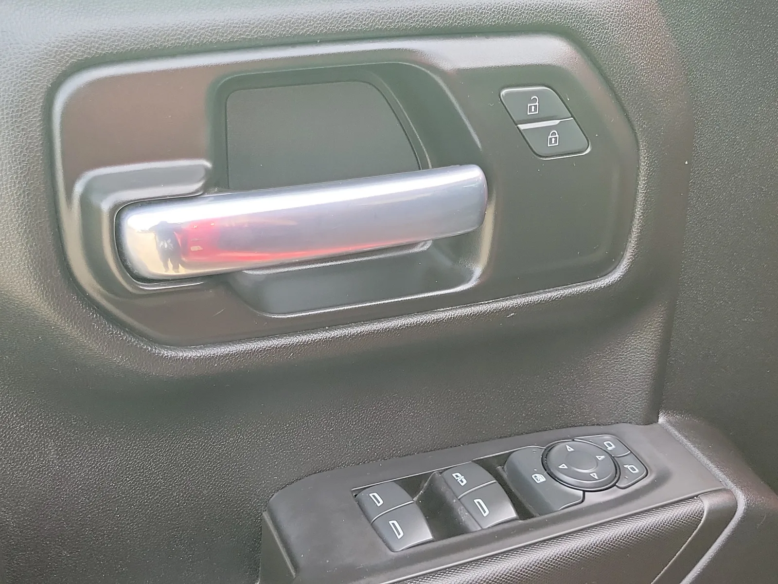 2021 Chevrolet Silverado 1500 Custom photo 25