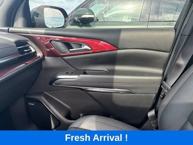 2024 Chevrolet Traverse RS photo 13