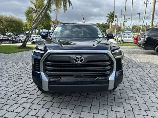 2022 Toyota Tundra 4WD Limited photo 19