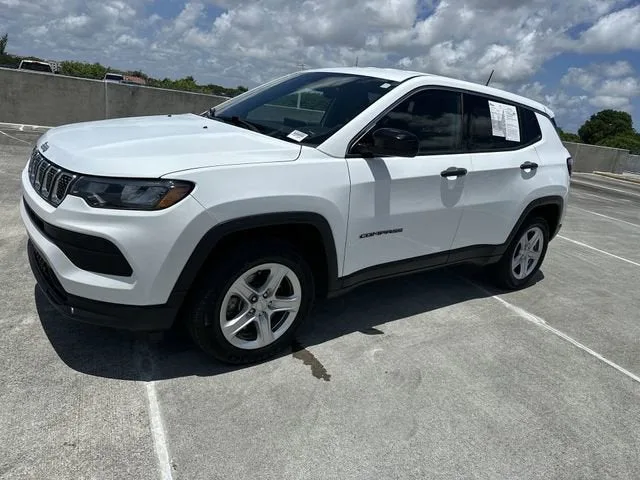 2023 Jeep Compass Sport photo 21
