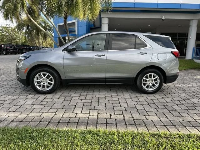 2024 Chevrolet Equinox LT photo 32