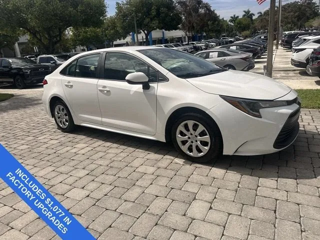 2024 Toyota Corolla LE photo 15