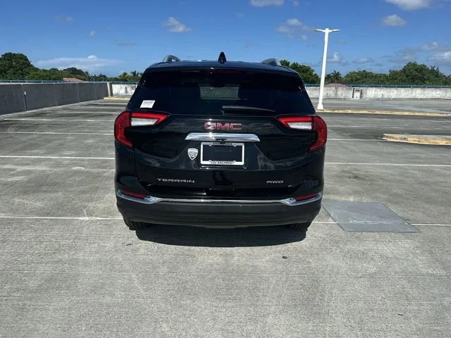 2024 GMC Terrain SLT photo 34