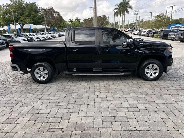 2023 Chevrolet Silverado 1500 LT photo 14