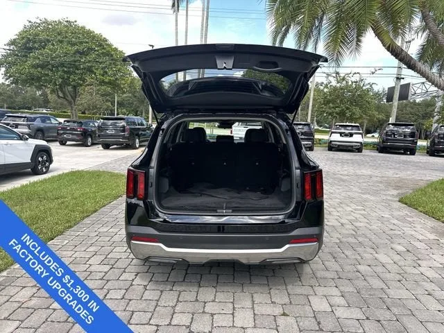 2026 Kia Sorento S photo 28