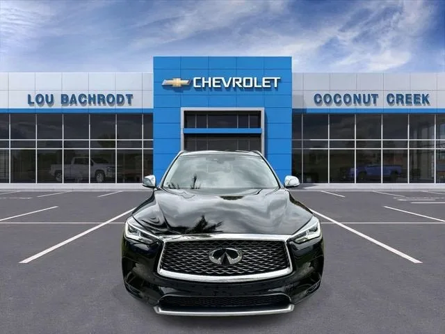 2023 INFINITI QX50 LUXE photo 3