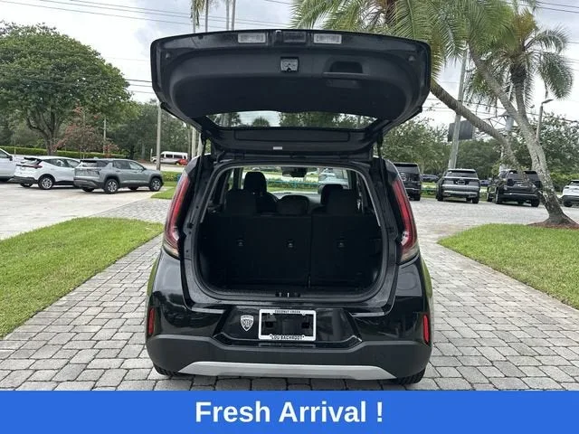 2024 Kia Soul LX photo 28
