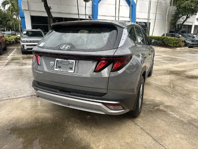 2026 Hyundai Tucson SE photo 37