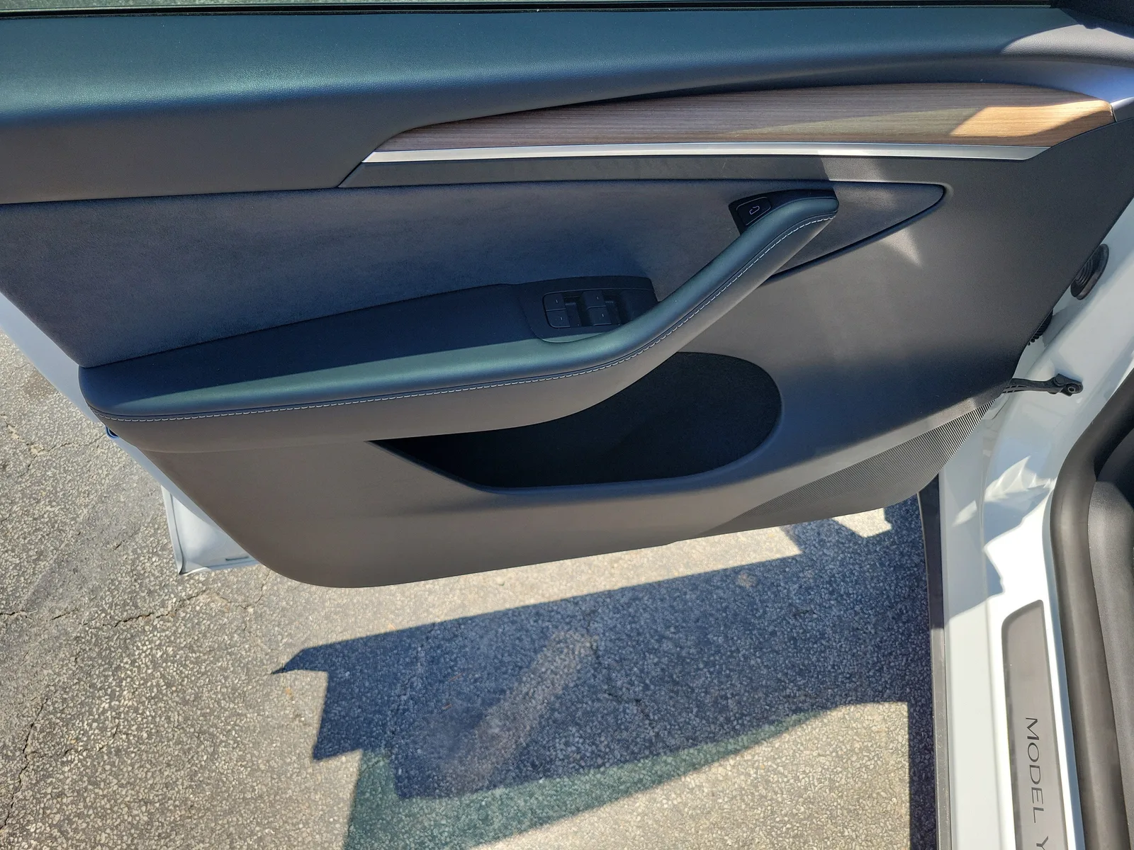 2023 Tesla Model Y Performance photo 23