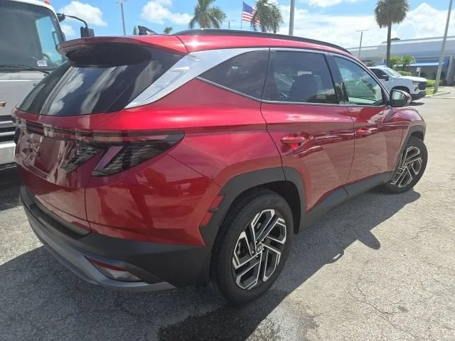 2025 Hyundai Tucson Limited photo 4