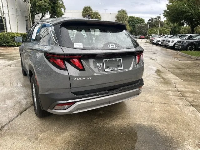 2026 Hyundai Tucson SE photo 35