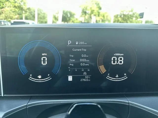 2025 Hyundai Santa Fe SEL photo 26