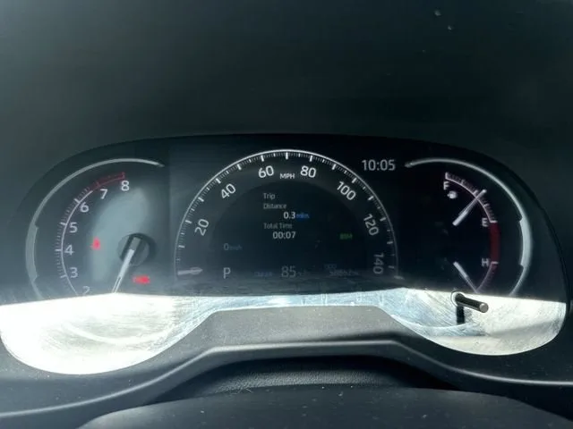 2024 Toyota RAV4 XLE photo 26