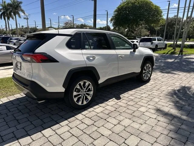2021 Toyota RAV4 Limited photo 37