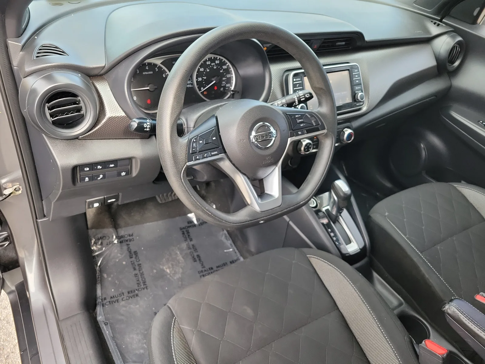 2020 Nissan Kicks S photo 19
