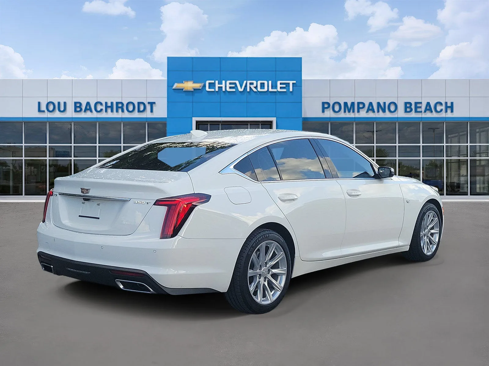 2023 Cadillac CT5 Luxury photo 3