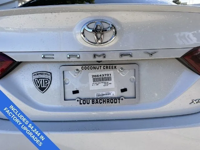 2023 Toyota Camry XSE photo 13