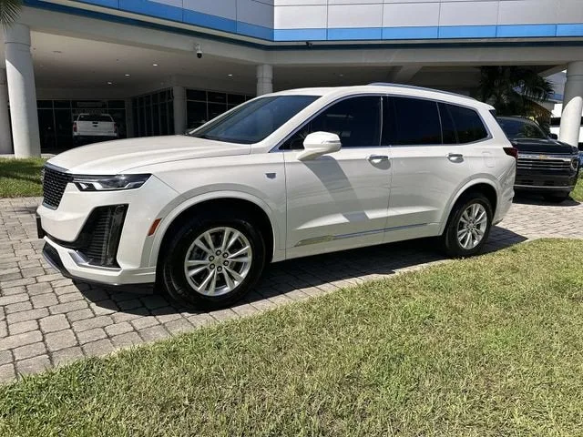 2024 Cadillac XT6 Luxury photo 20