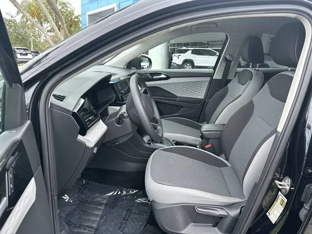 2022 Volkswagen Taos S photo 30
