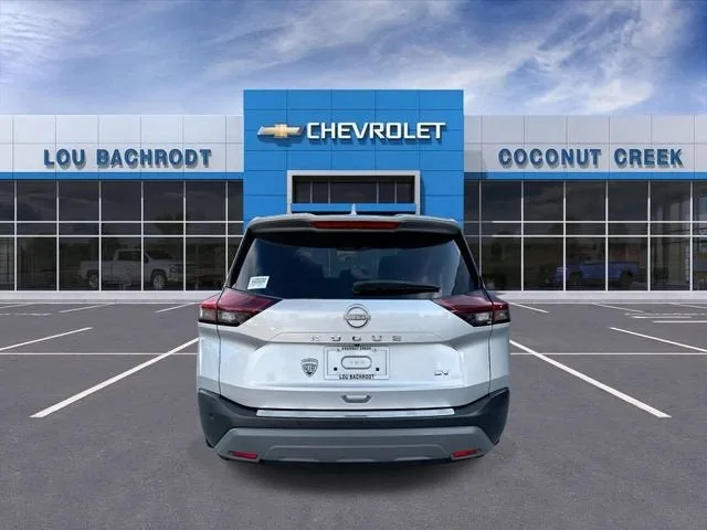 2022 Nissan Rogue SV photo 7