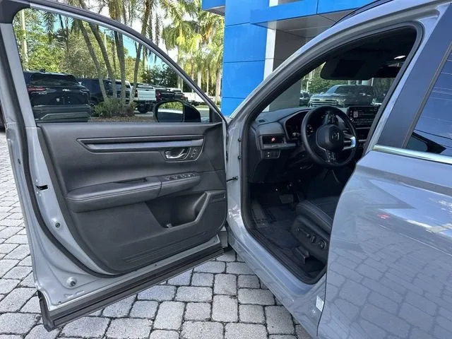 2025 Honda CR-V Hybrid Sport-L photo 22