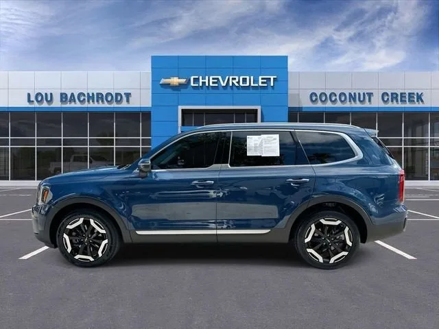 2023 Kia Telluride S photo 5