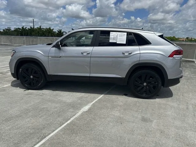 2022 Volkswagen Atlas Cross Sport 2.0T SE w/Technology photo 33