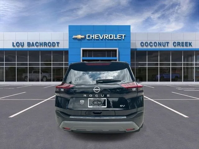 2023 Nissan Rogue SV photo 7