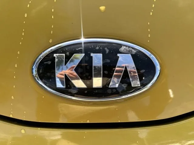 2020 Kia Soul LX photo 10