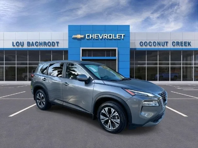 2023 Nissan Rogue SV photo 2