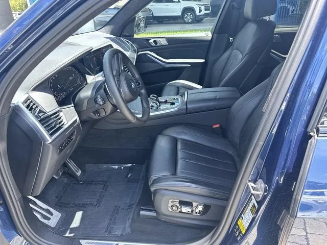 2021 BMW X7 xDrive40i photo 30