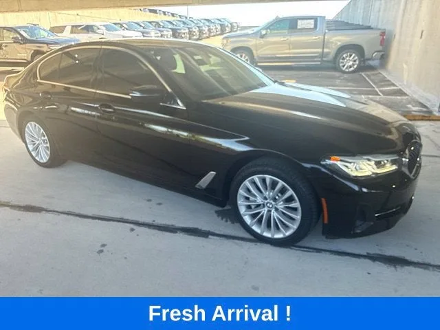 2023 BMW 5 Series 530i xDrive photo 15