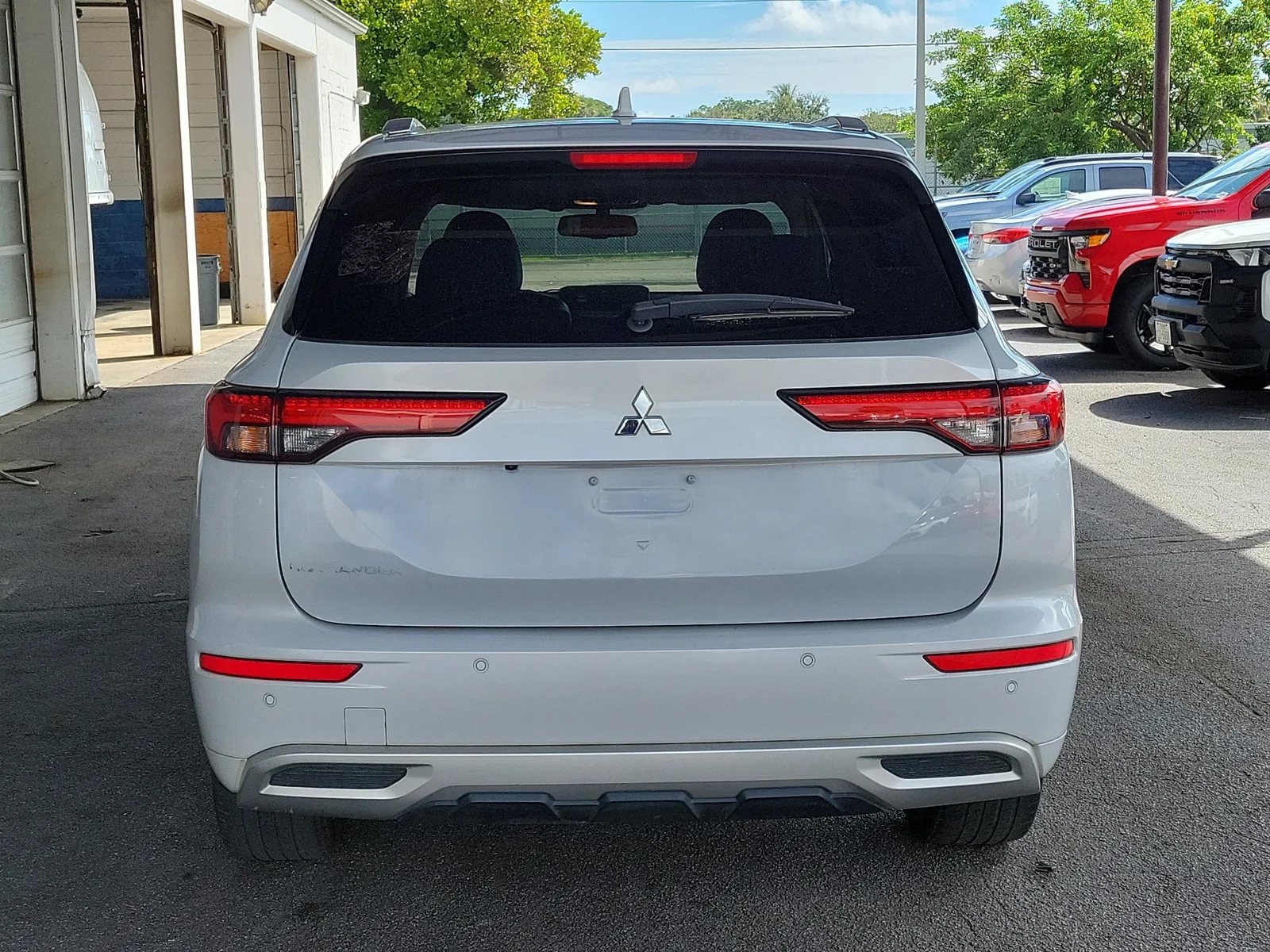 2022 Mitsubishi Outlander SEL photo 4