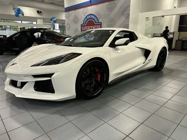2025 Chevrolet Corvette E-Ray 1LZ photo 20
