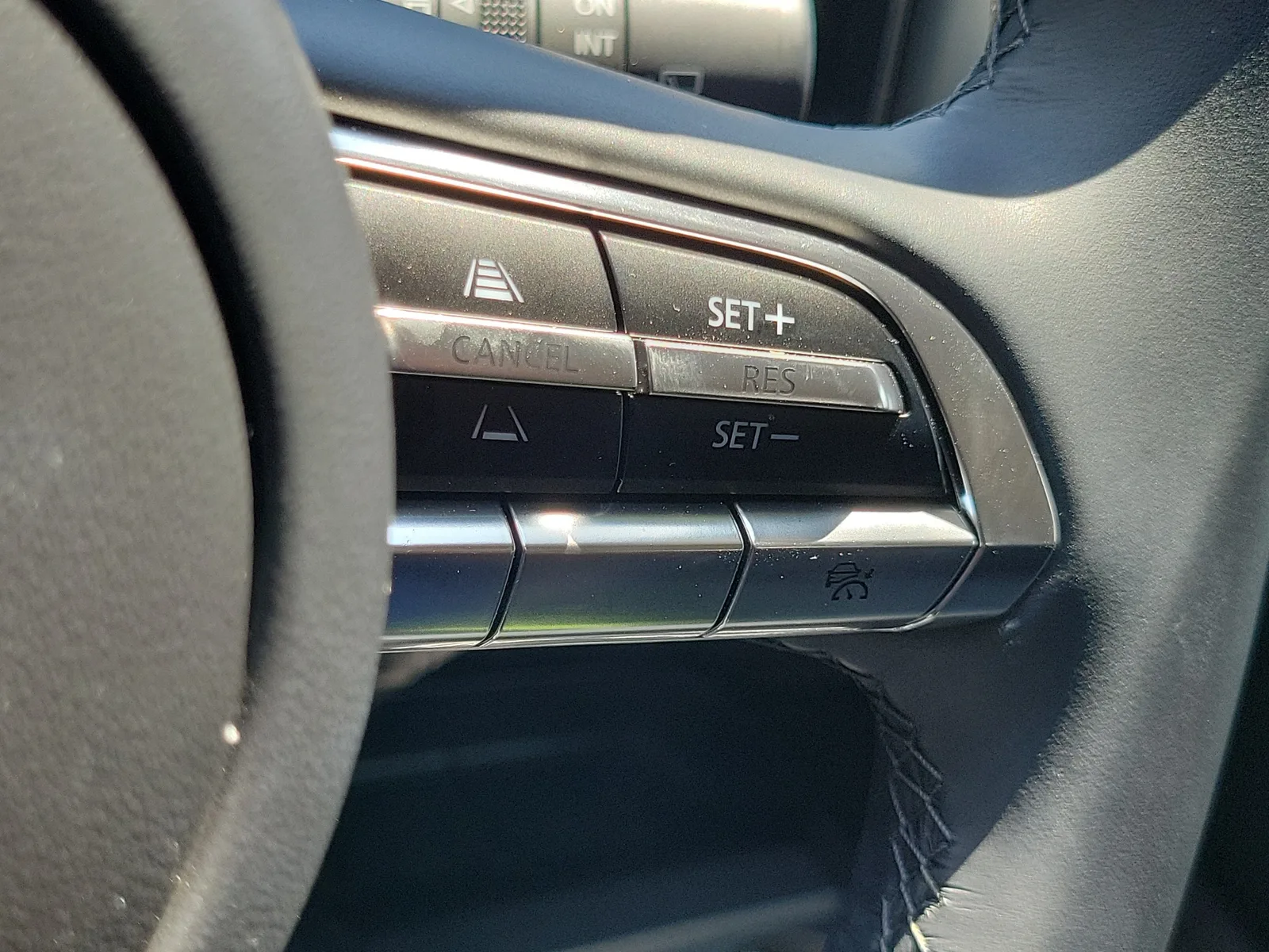 2026 Mazda CX-50 Hybrid Premium photo 30
