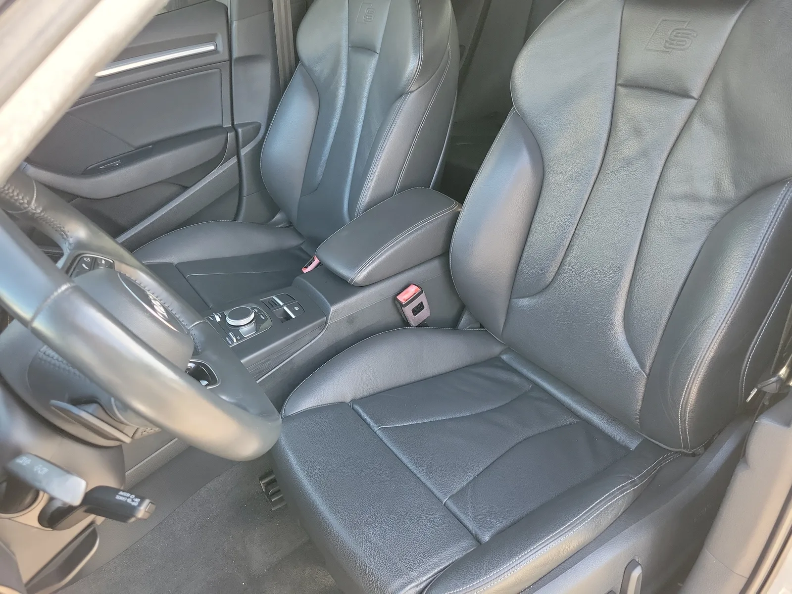 2020 Audi A3 Sedan Premium photo 17