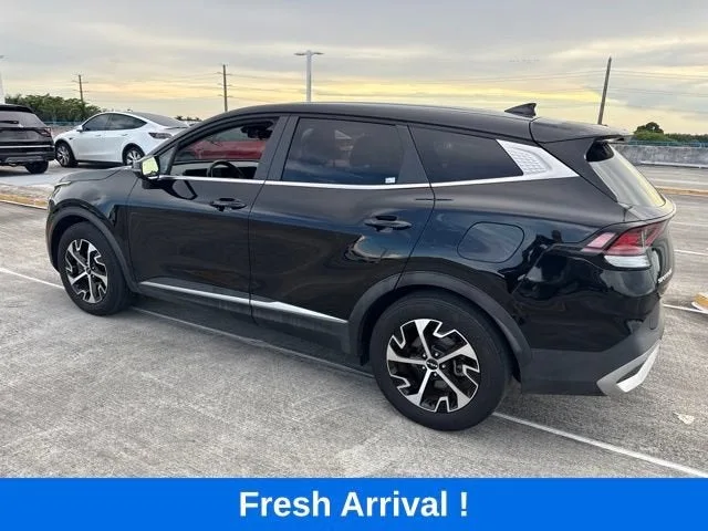 2023 Kia Sportage EX photo 16