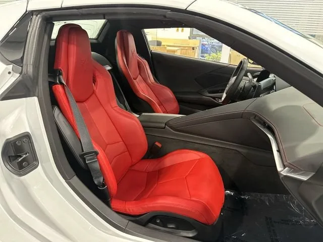 2025 Chevrolet Corvette E-Ray 1LZ photo 29