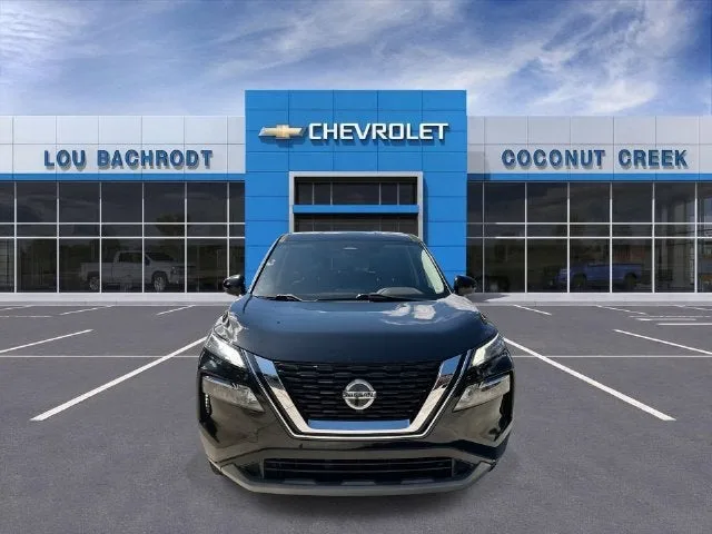 2021 Nissan Rogue SV photo 3