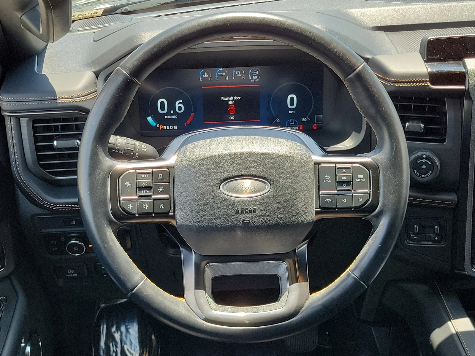2023 Ford Expedition Platinum photo 19