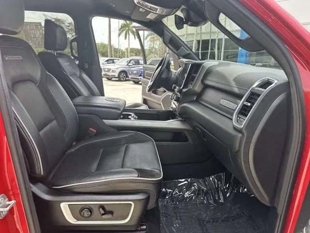 2024 RAM 1500 Laramie photo 30