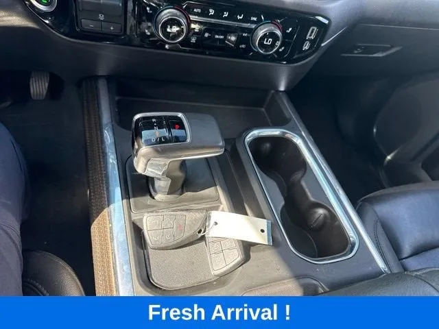 2022 Chevrolet Silverado 1500 LT photo 7