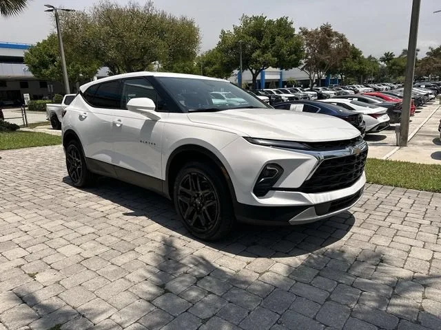 2023 Chevrolet Blazer 2LT photo 16