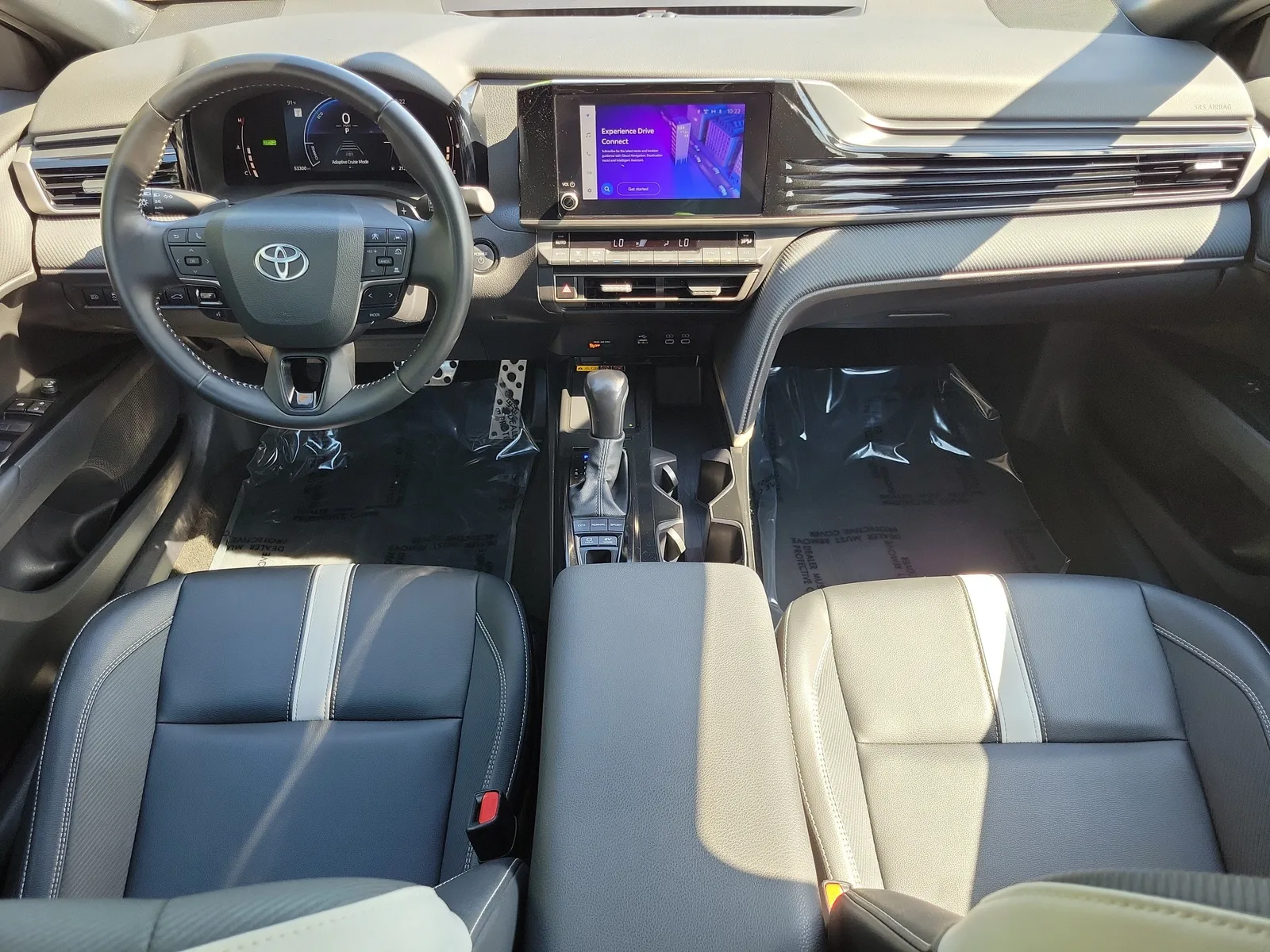 2025 Toyota Camry LE photo 17